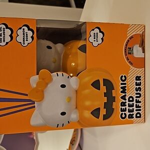 Hello kitty ceramic reed diffuser